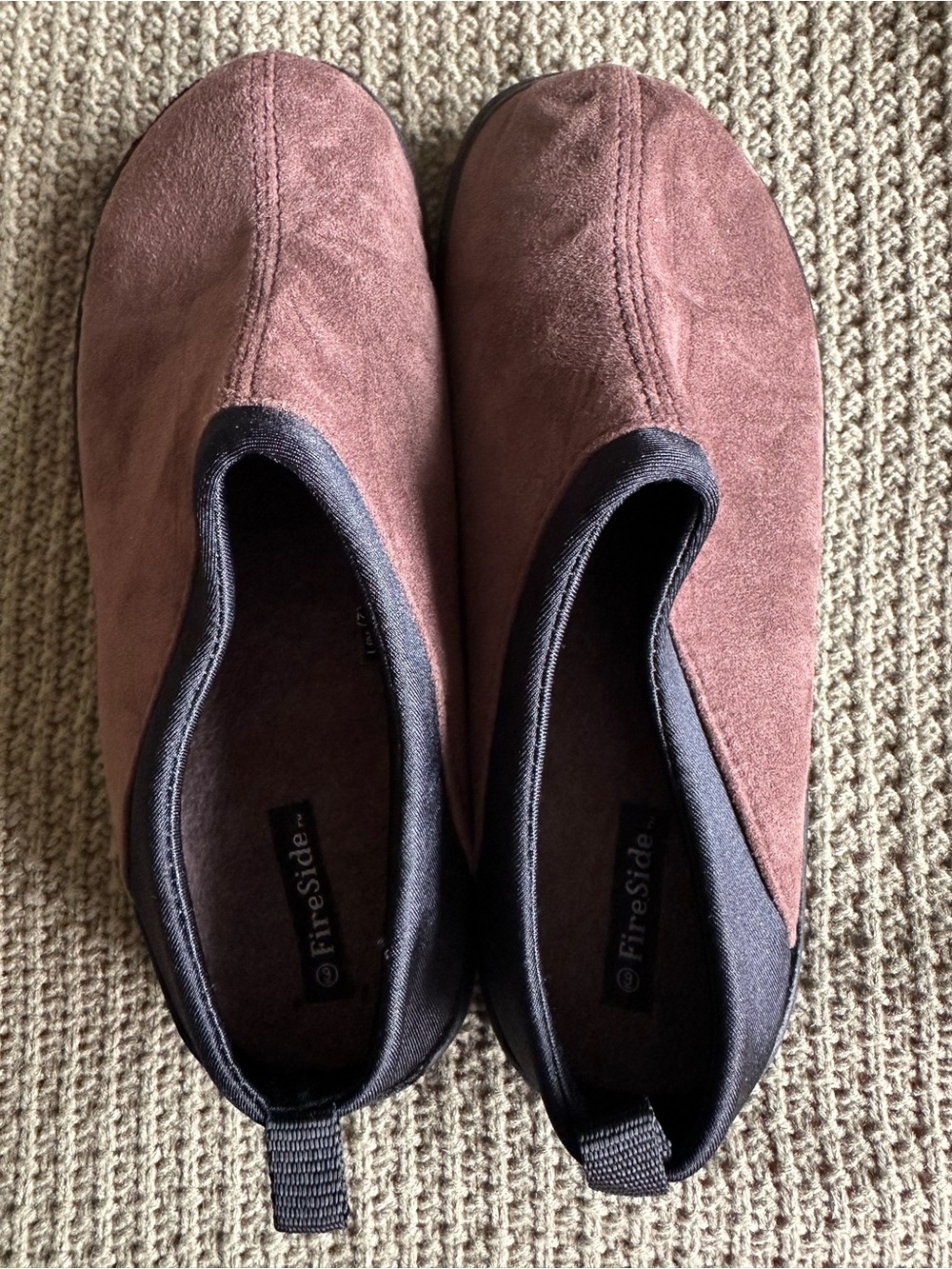 ✨ Fireside Cozy Brown Memory Foam House Slippers Size 9 ✨